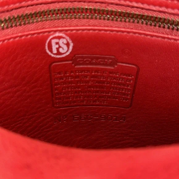 Vintage Coach Berkeley 9014 Saddle Bag Red Crescent Pebble Leather Suede - Picture 13 of 16